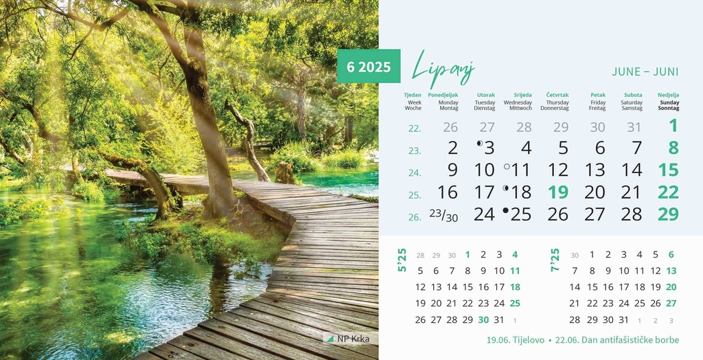 "NACIONALNI PARKOVI HRVATSKE" 13 list., dim: 20,5x14,5 cm, stolni kalendar, koverta, P/100